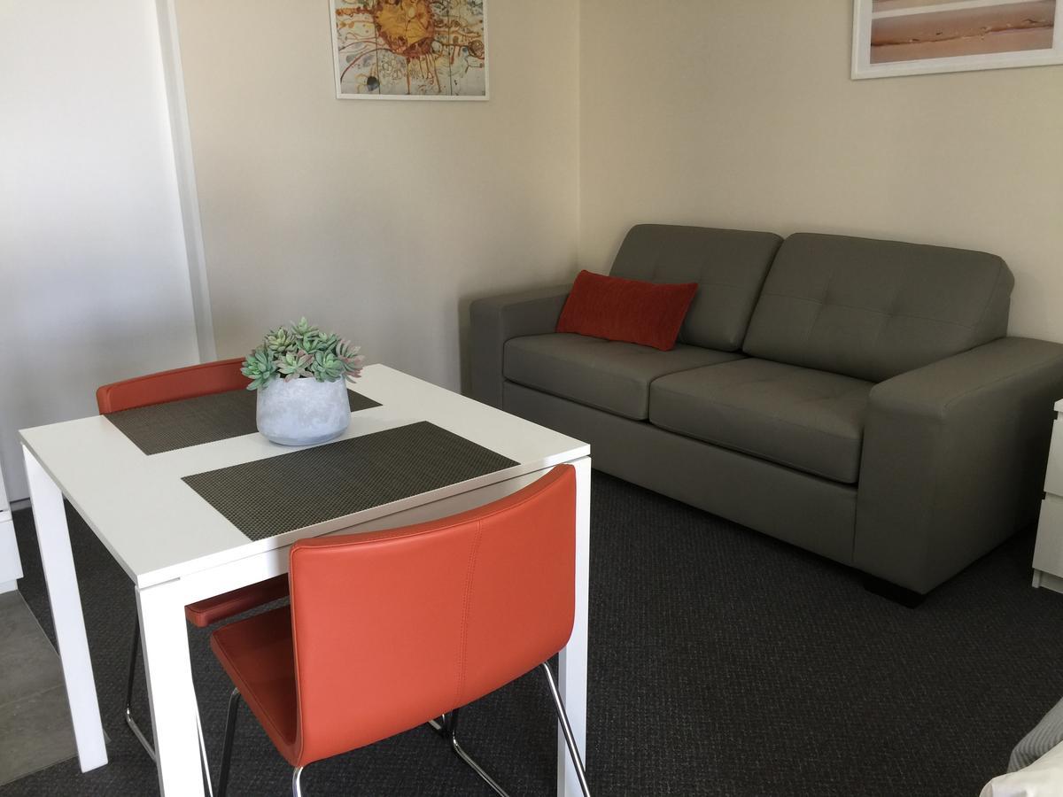 Bega Village Motor Inn Экстерьер фото